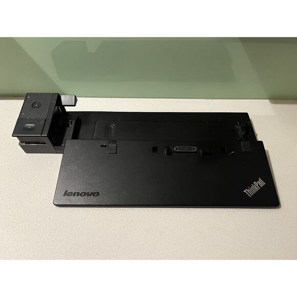 3J Lenovo ThinkPad Ultra Dock 40A2 USB 3.0 T440 X240 T540 L460 T470 T570 No key - Picture 1 of 6